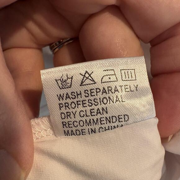 Bigger Than Basketball Shirt Mens Medium White Limited Edition MMXXI Graphic Tee - Picture 4 of 9